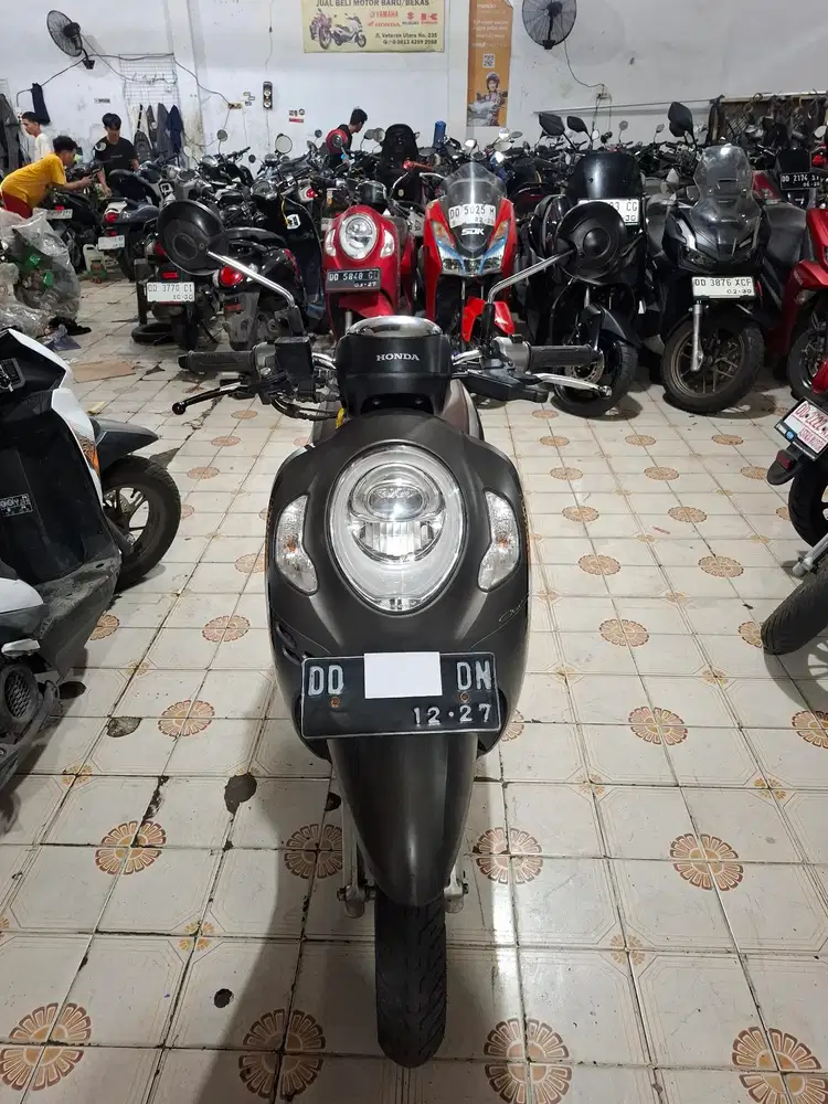 Honda Scoopy 2022 cokelat