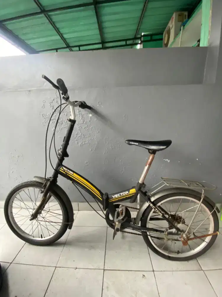 Sepeda lipat United Vector