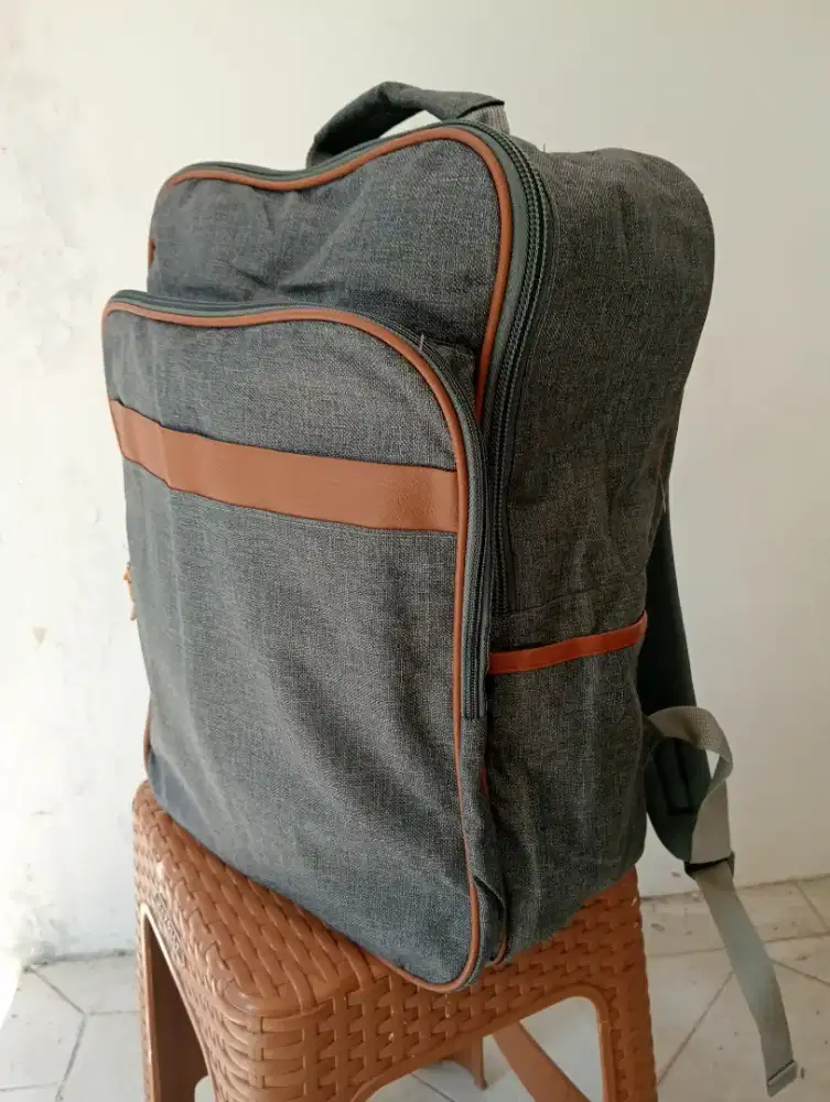 Tas Ransel Travel dan Sekolah
