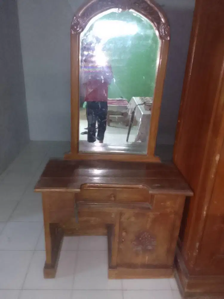 Bismillah Dijual meja rias