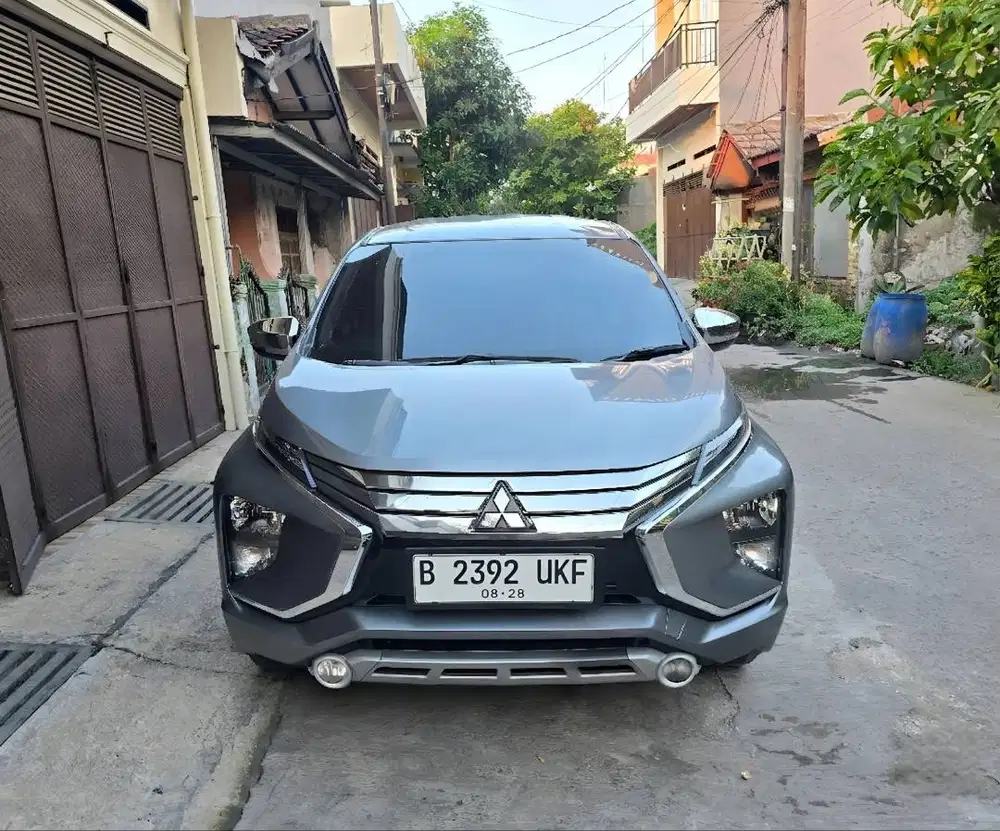 Mitsubishi Xpander Ultimate AT Matic Tahun 2018 Abu , 2019