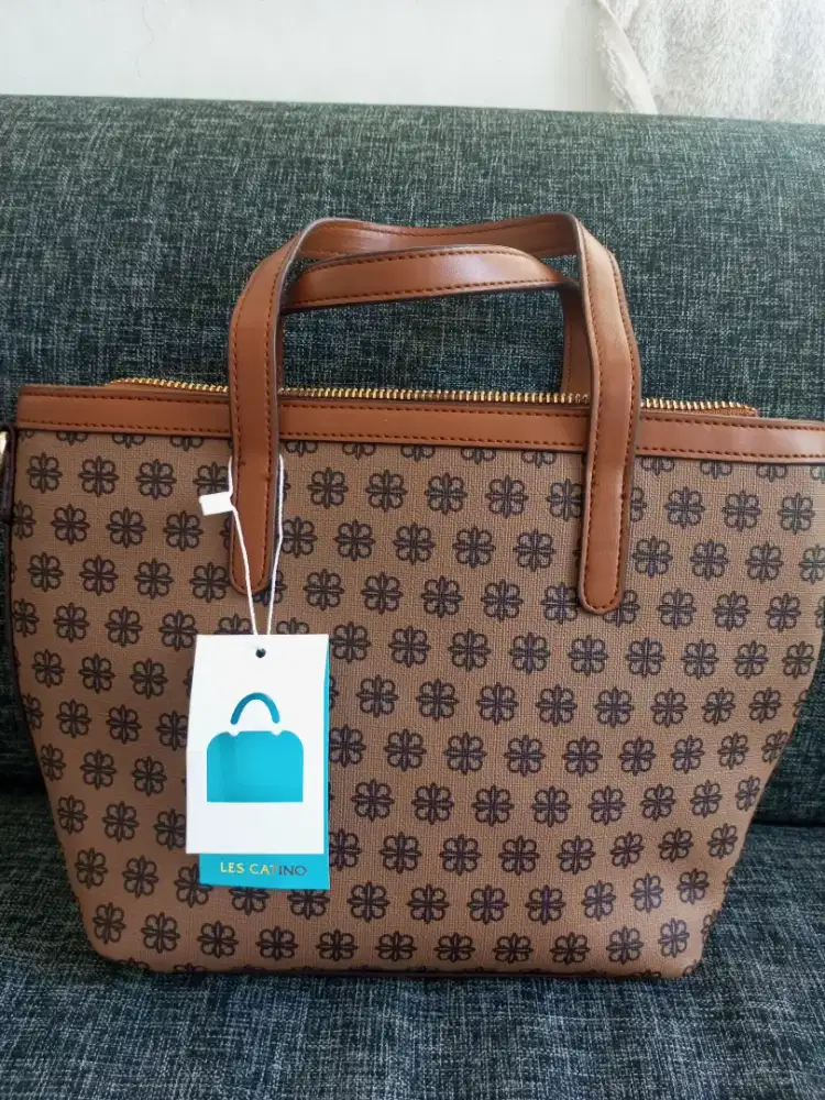 Tas coklat les catino