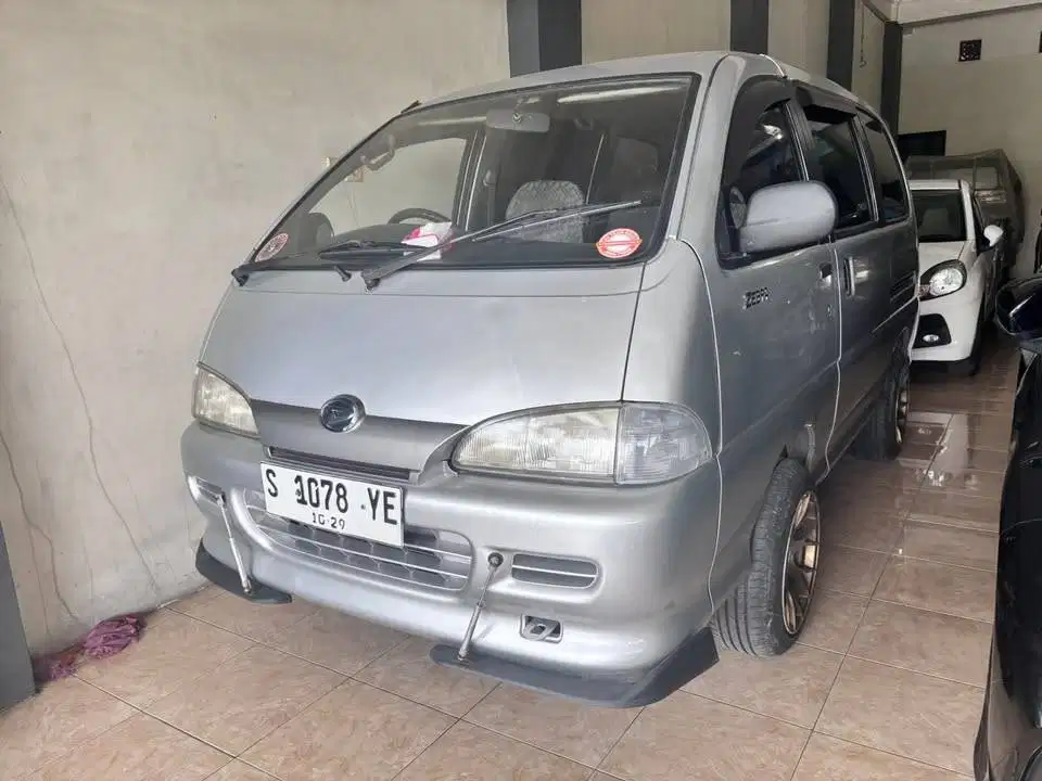 2004 Daihatsu Zebra Espass 1.3 Plat S nopi mobil bekas sekoto