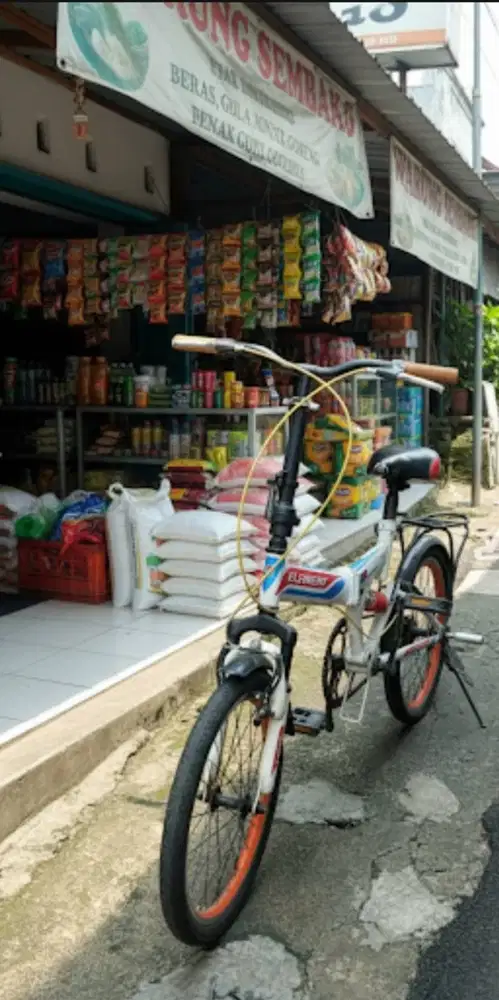 Sepeda lipat Element