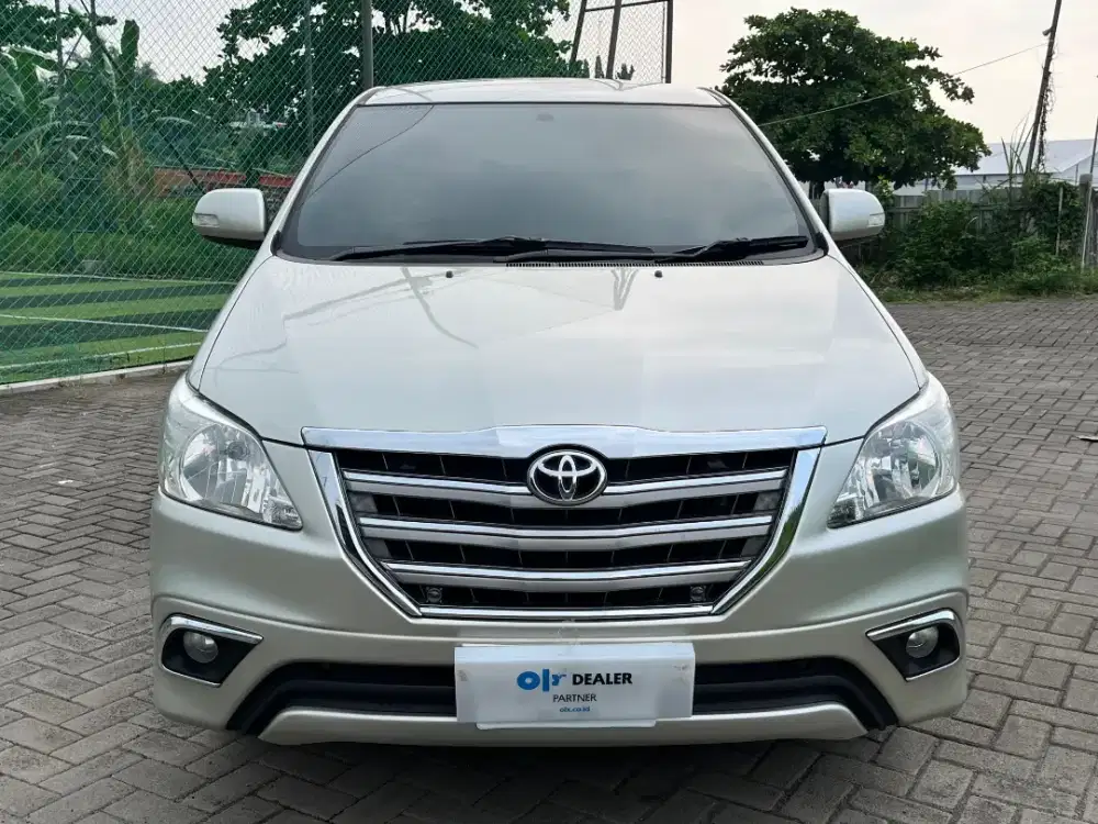 RARE! Innova V AT Diesel Barong 2013