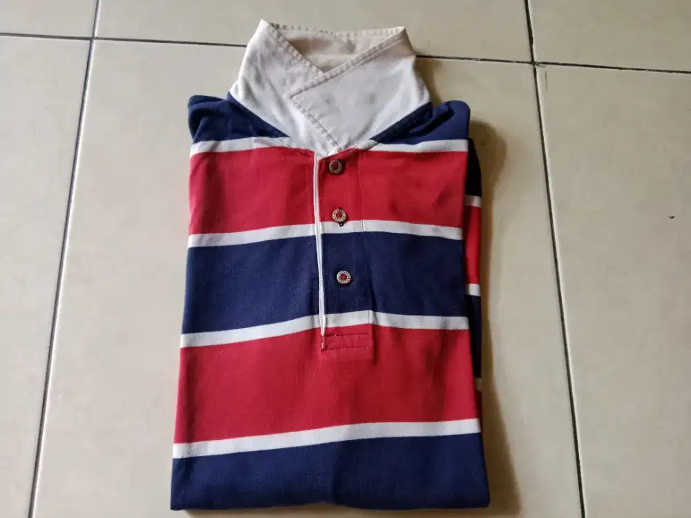 Kaos nevada warna merah