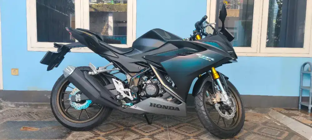 Honda CBR 150 R ABS 2024 Bekas Rasa Baru KM 900-an