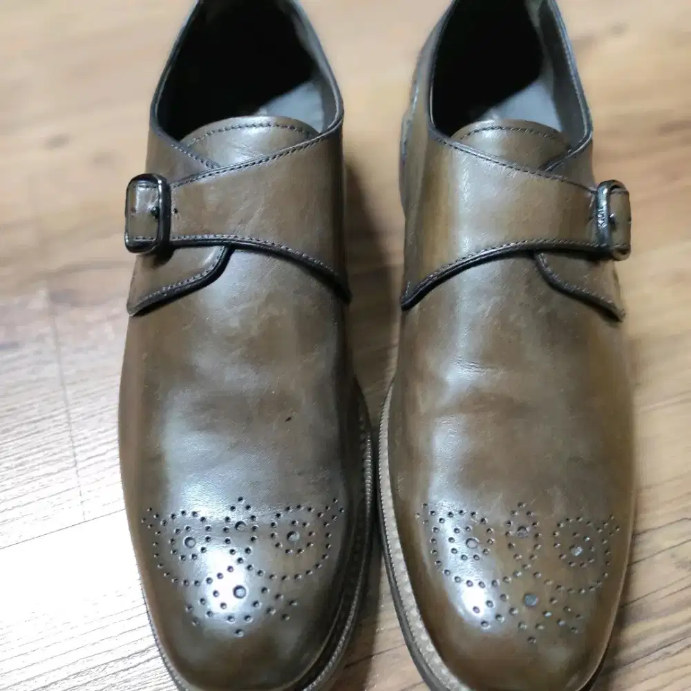 Sepatu Todd original type Gesper Medali Tali Coklat size uk 7