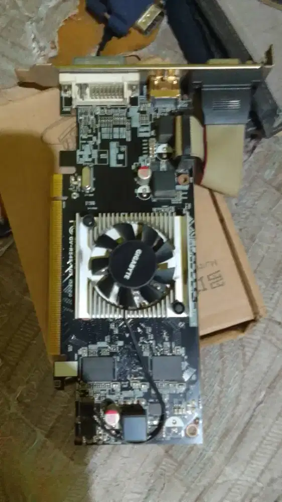 VGA Gigabyte 1 gb DDR3