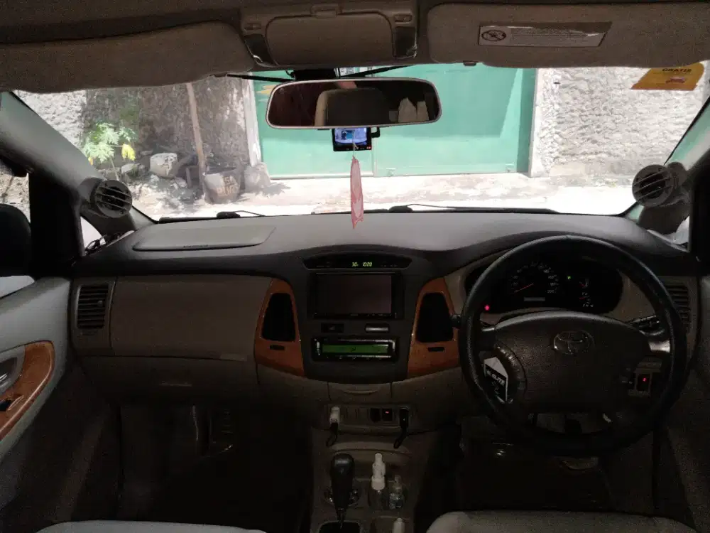 Toyota Kijang Innova 2011 Diesel surat lengkap,PjK BARU,Plt Baru 2031,