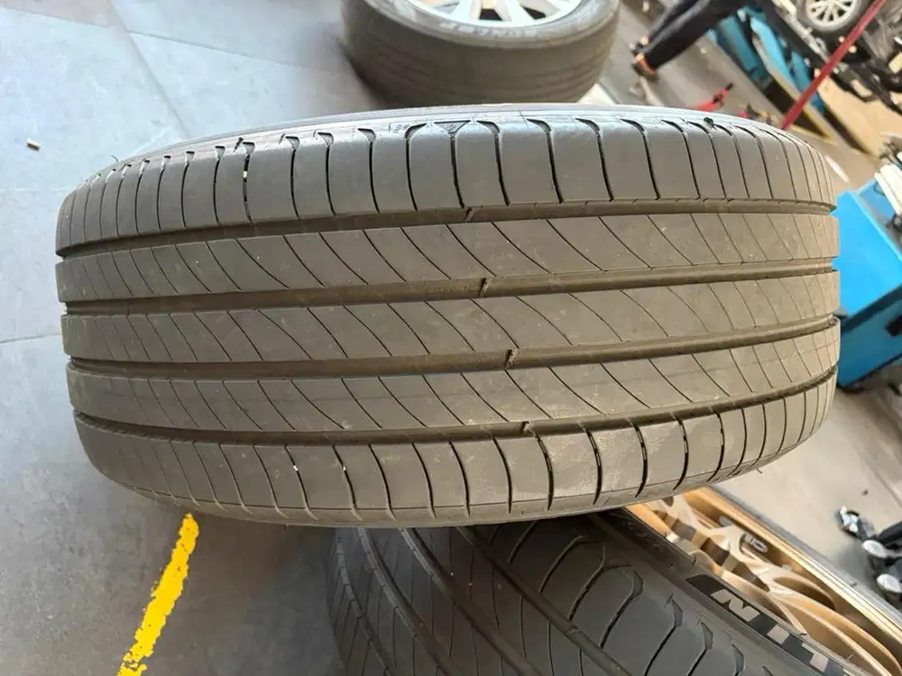 Jual ban Michelin Primacy 4 235/50 R18 bekas
