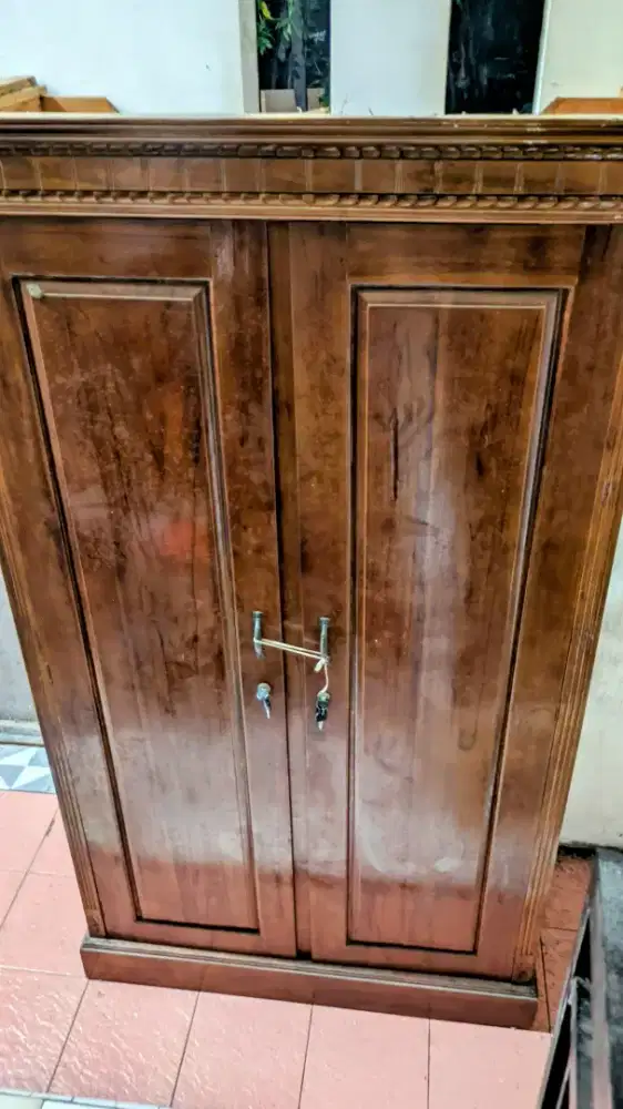 Lemari Kayu Jati 2 pintu