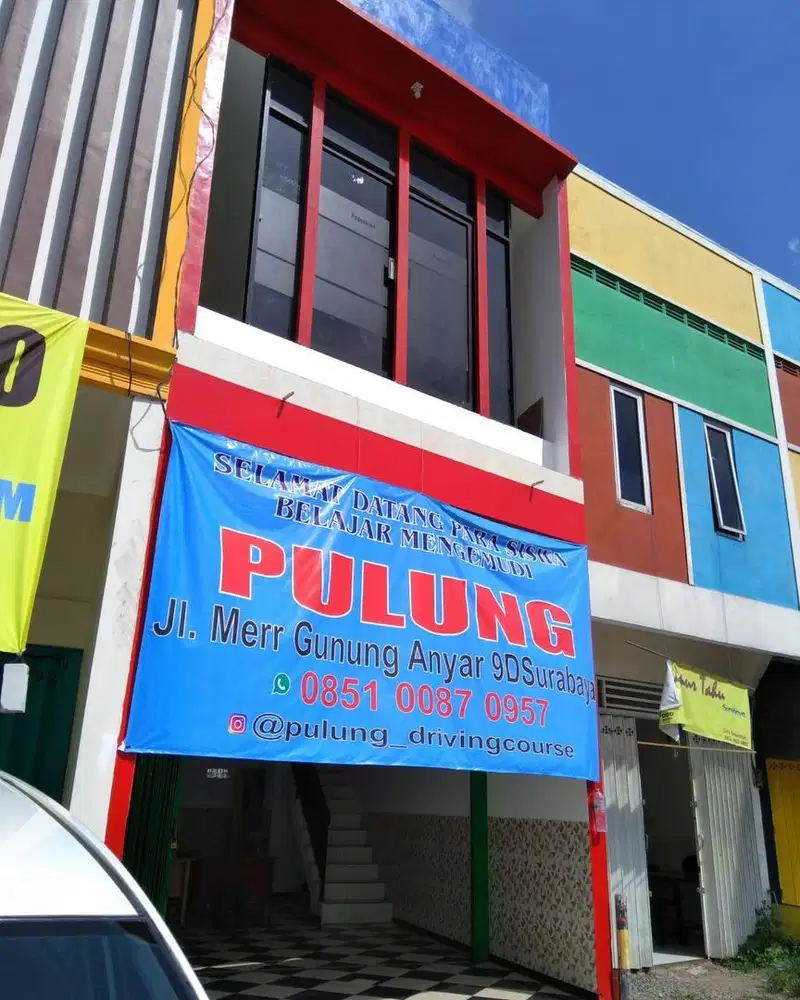 Karyawati Bagian Administrasi