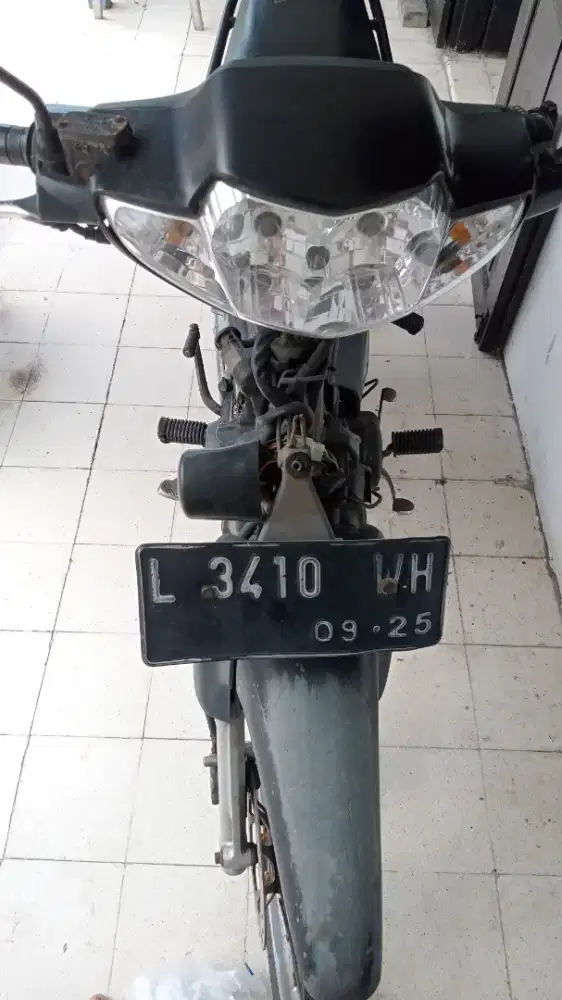 Sepeda motor Supra fit th 2005