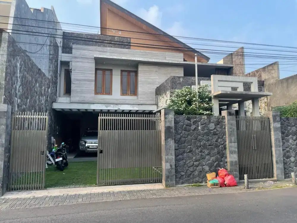 MEWAH & NYAMAN Rumah 2 Lantai Jalan Karah Jambangan Surabaya Selatan