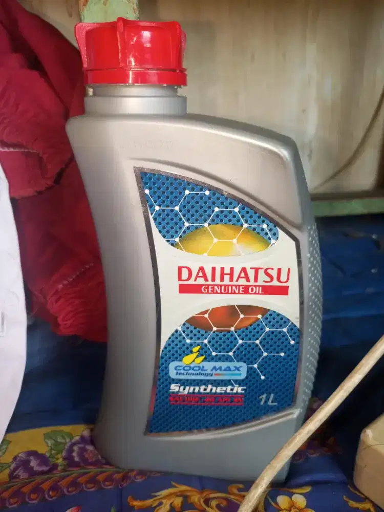 Oli mobil daihatsu 10w-40 1liter 3pcs
