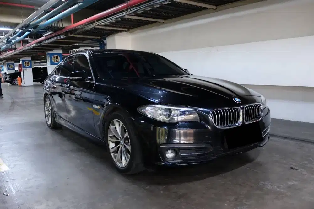 PLAT GANJIL 2014 BMW 520i F10 2.0 LCI Sunroof tdp75jt