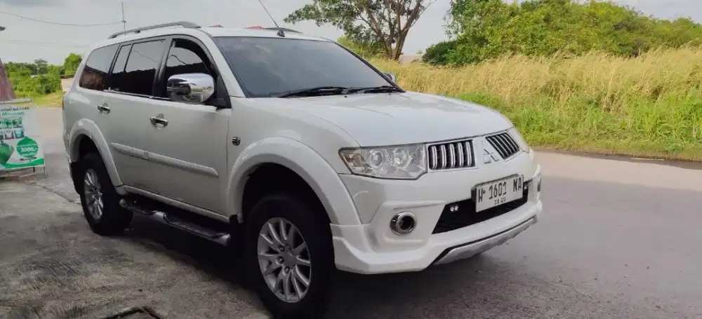 MITSUBISHI PAJERO EXC LIMITED 2.5 MATIC 2013