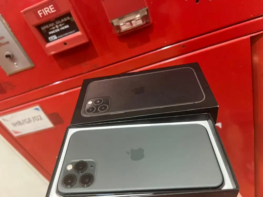 iphone 11 pro 256gb pemakai sendiri