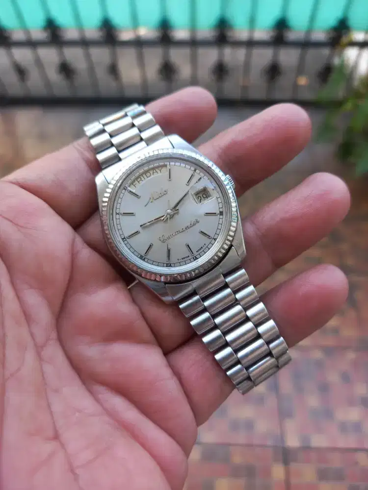 Mido Commander President 8223 vintage seiko rado bulova