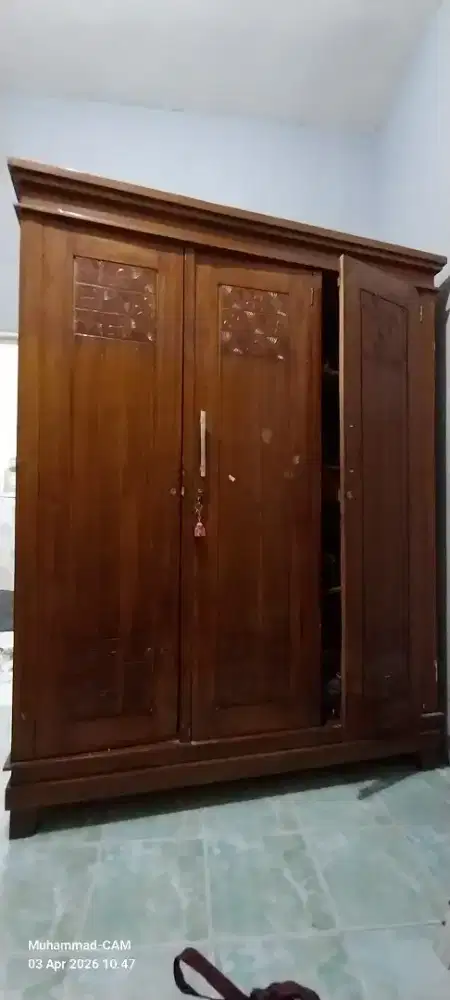 Dijual Lemari 3 Pintu