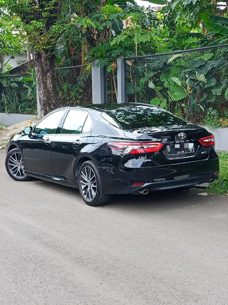 Toyota Camry V 2022