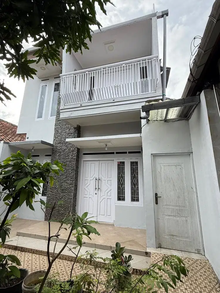 Disewakan Rumah pusat kota Cianjur, km nol