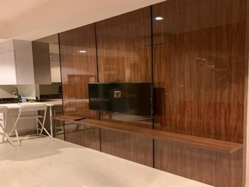 Cozy Minimalist 1BR Condominium Taman Anggrek Residences Walking ke Central Park