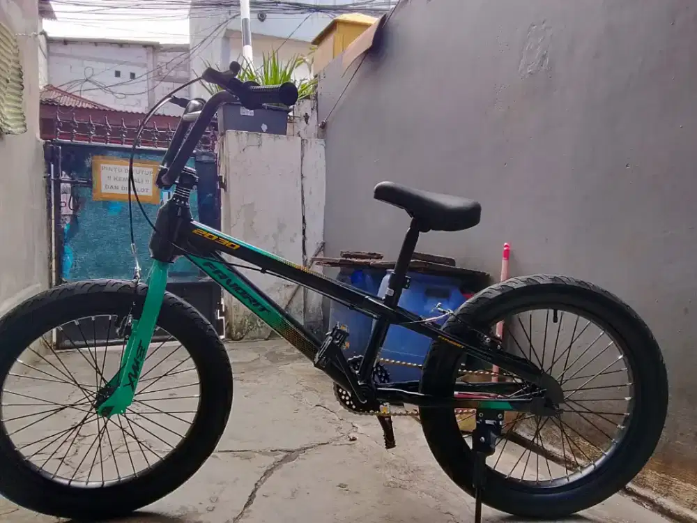 jual sepedah anak tanggung merek bmx 2030