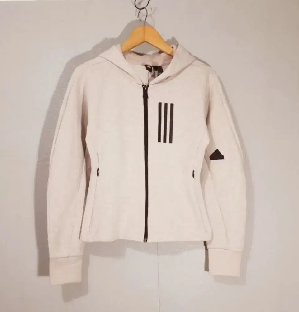 Hoodie Adinda Mission Victory Woman (Second Original)