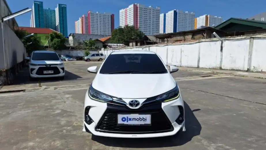 DP MURAH - Toyota Yaris 1.5 S GR Sport Bensin-AT 2022 Putih