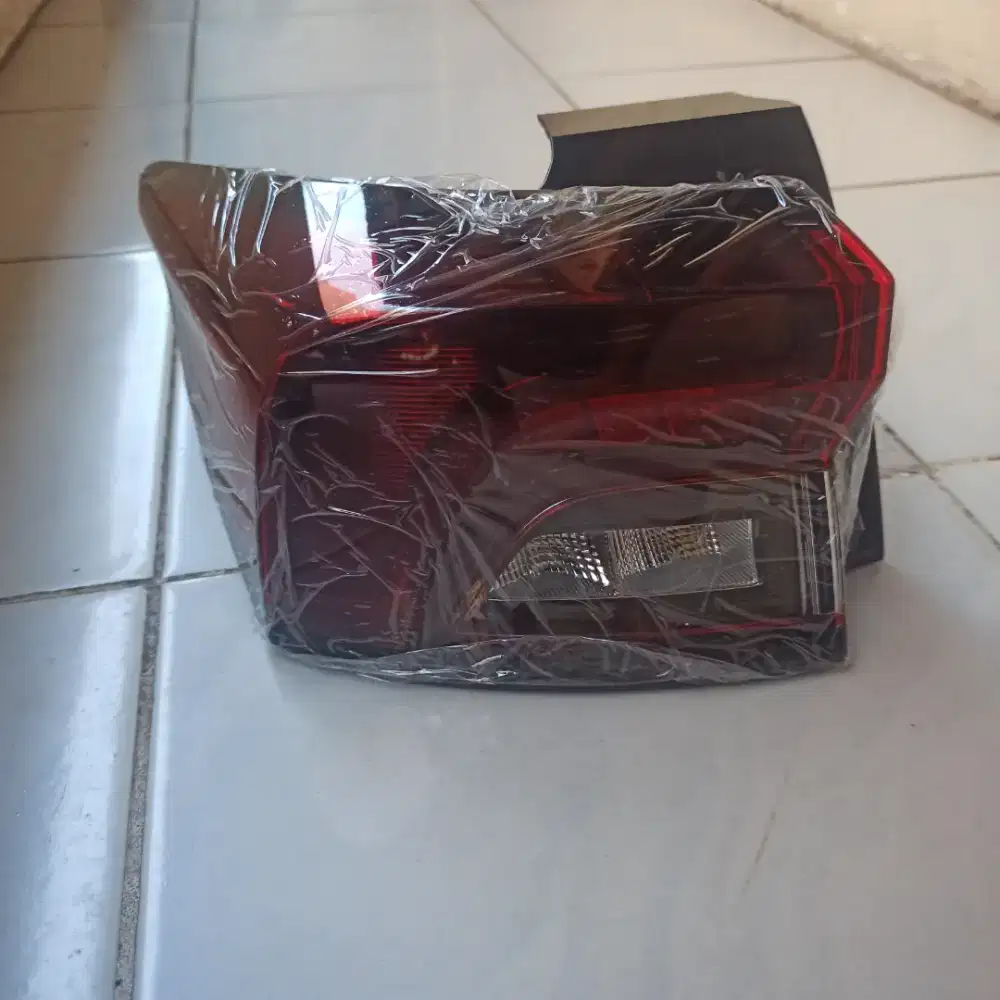 Stoplamp kiri velos 2023