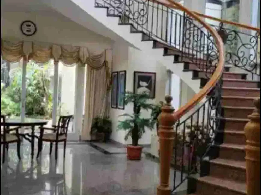 Turun Harga Rumah Araya Golf Utama Malang