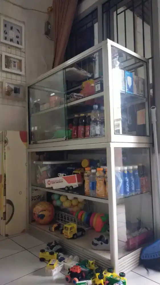 Jual showcase minuman dingin dan etalase kaca