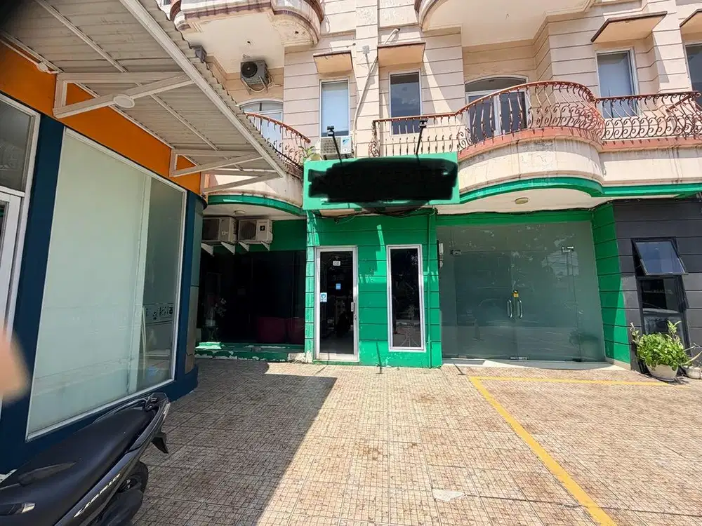 Disewakan ruko satu lantai pinggir jalan pejaten raya