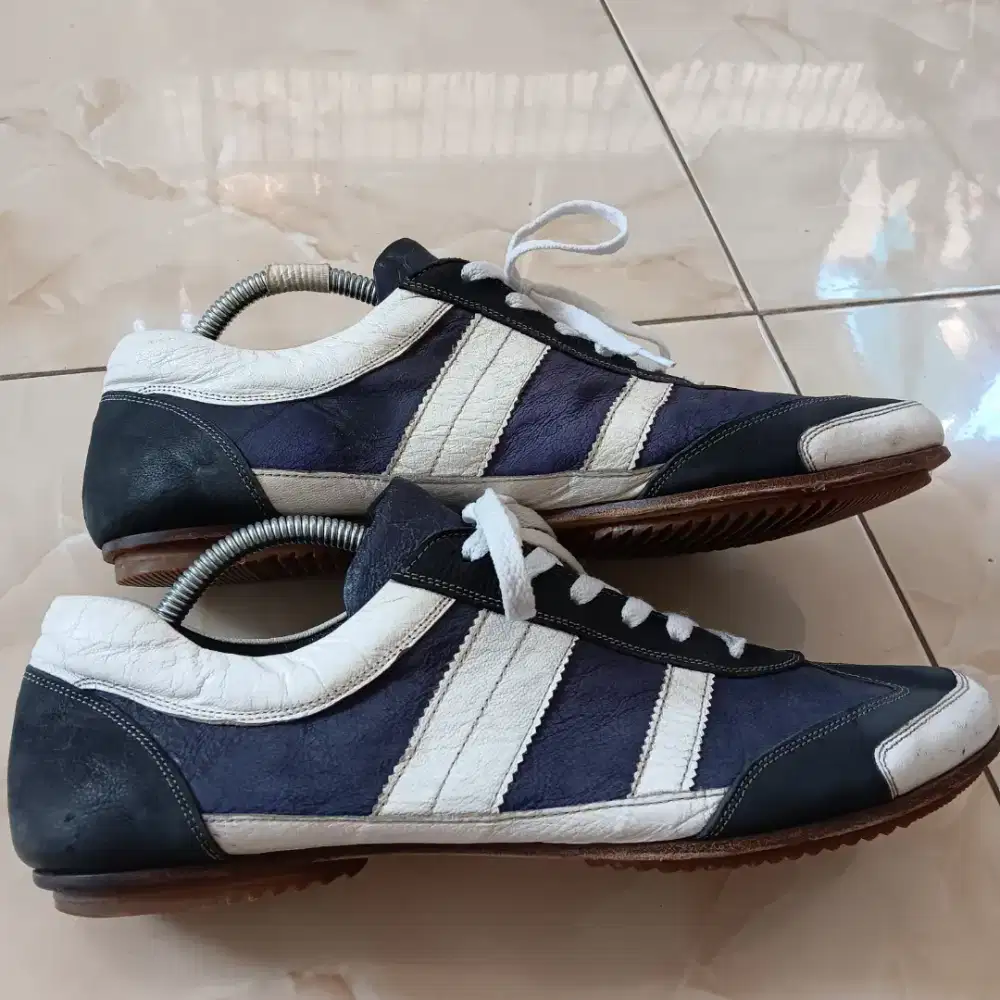 Sepatu elganovember kulit asli