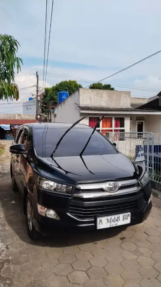 Dijual innova g bensin matic 2020
