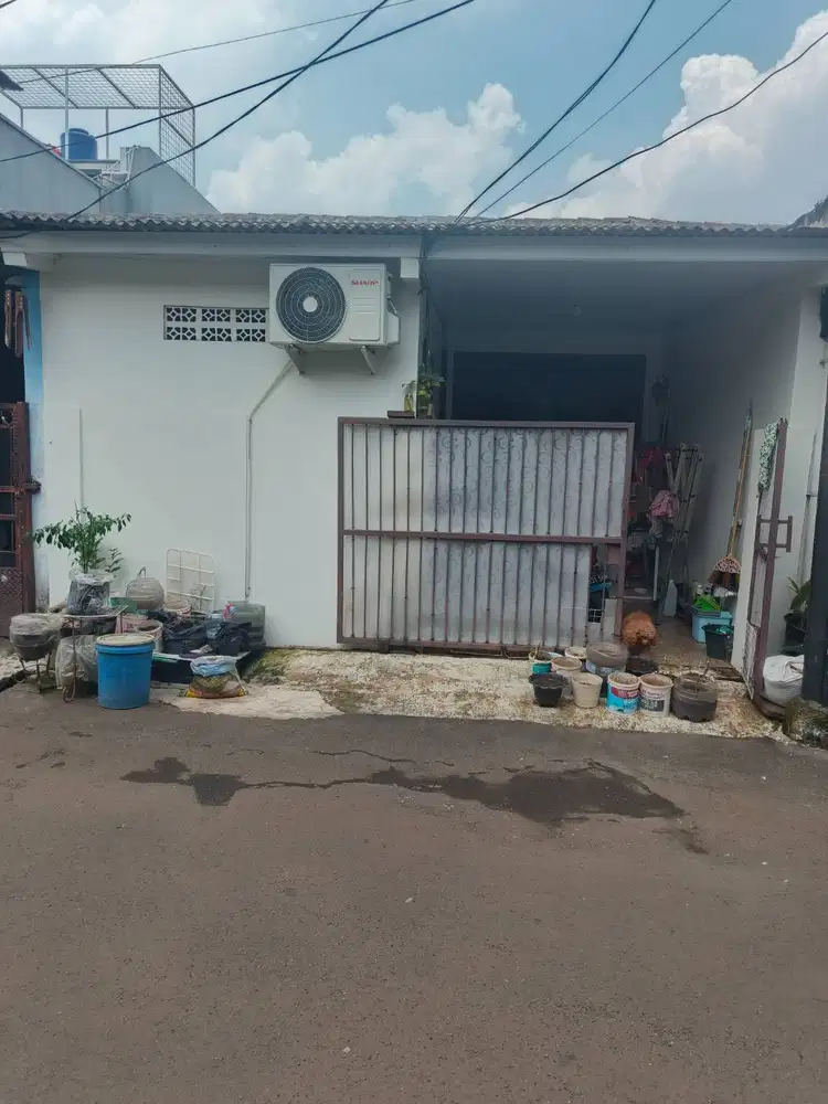 Dijual Rumah Tangerang Selatan dekat Viktor Serpong Pamulang