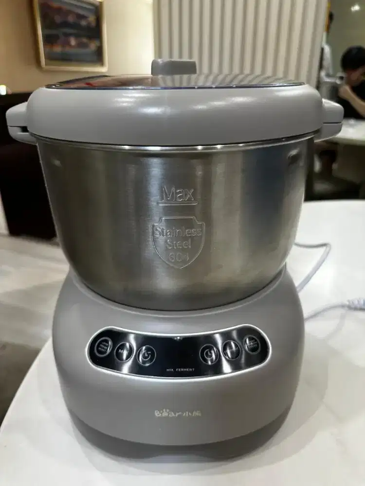 Bear Dough Mixer Pengaduk Adonan Roti 7 Liter