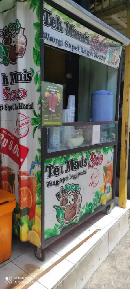 Dibutuhkan untuk jaga Outlet Teh Solo Defresh