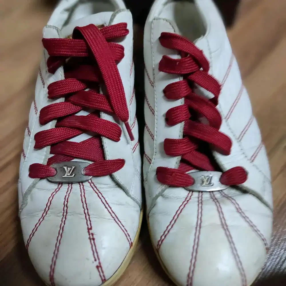 Louis vuitton leather 11(rare item) size 41