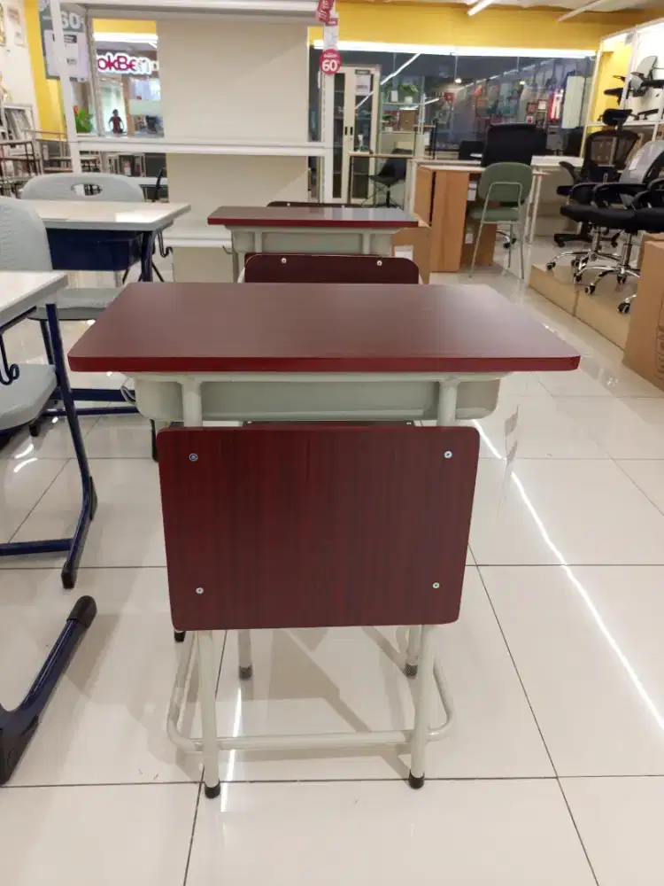 Set meja sekolah veda