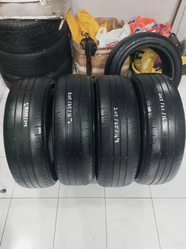 Ban Mobil Bekas Inova Reborn Dunlop Enasave 205/65R16 4pcs Tubles
