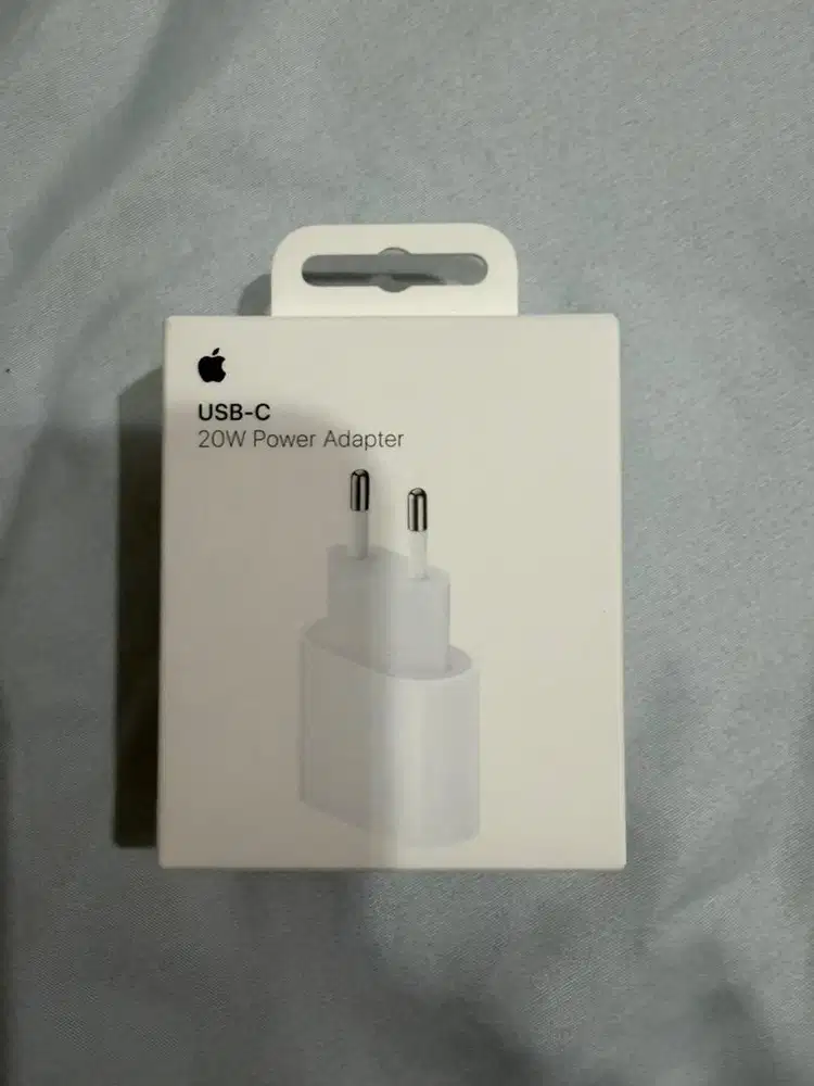 Apple Power Adapter 20W USB-C, Brand New, lengkap!