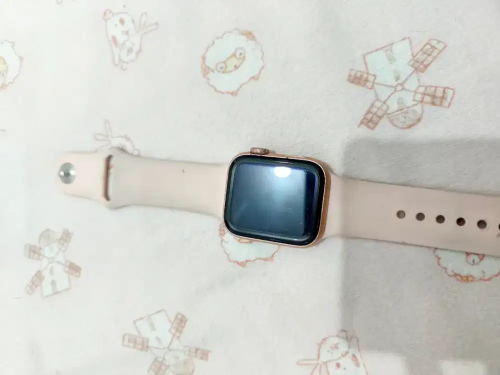 Apple watch 5 40mm Unit Only