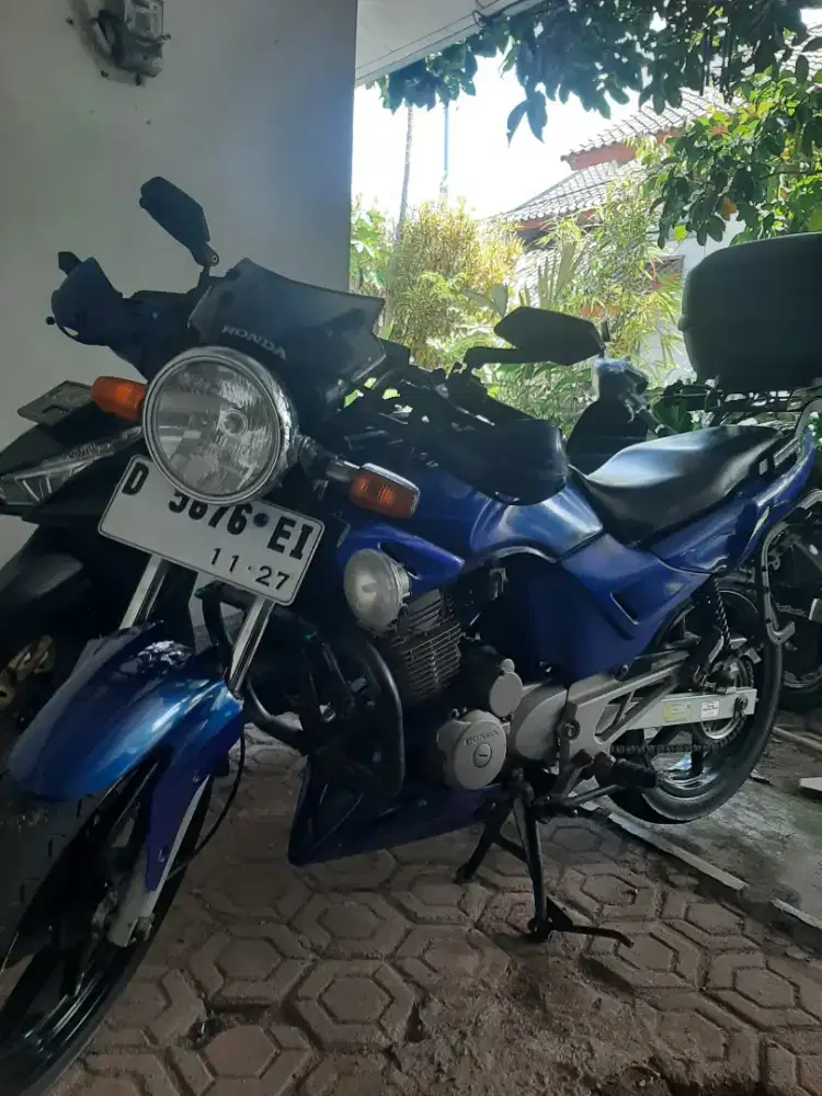 Di jual Motor Tiger tahun 2005