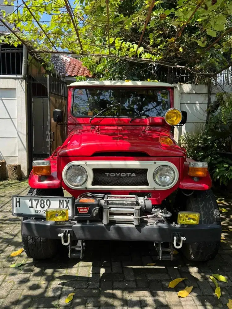 Hartop FJ 40 Tahun 1979