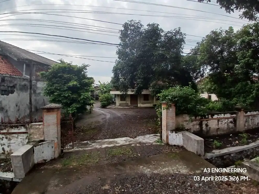 TANAH 1300 m2, !! LOKASI (0) nol JALAN NASIONAL SBY-JOGJA !!