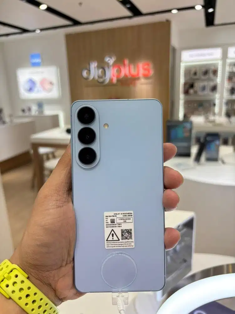 Samsung S26+ RAM 12/256