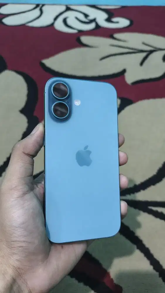 WTS iPhone 16 128 iBox On Garansi New Activation!